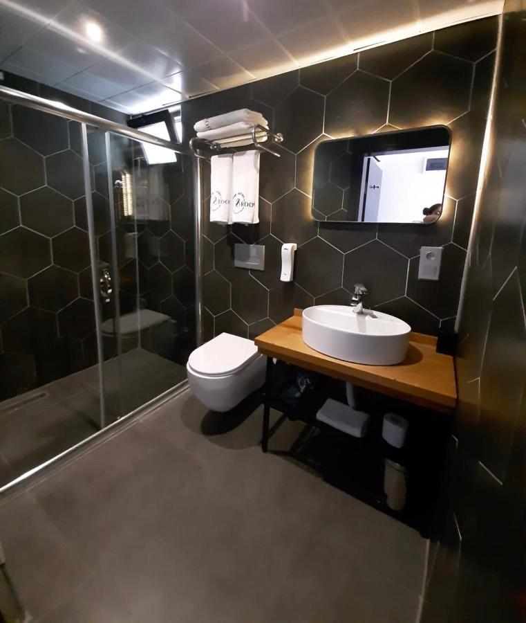 8 Rooms Hotel เกลีโบลู ภายนอก รูปภาพ