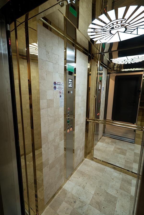 8 Rooms Hotel เกลีโบลู ภายนอก รูปภาพ