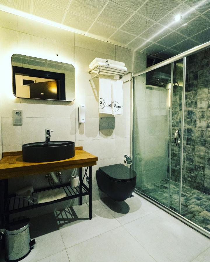 8 Rooms Hotel เกลีโบลู ภายนอก รูปภาพ